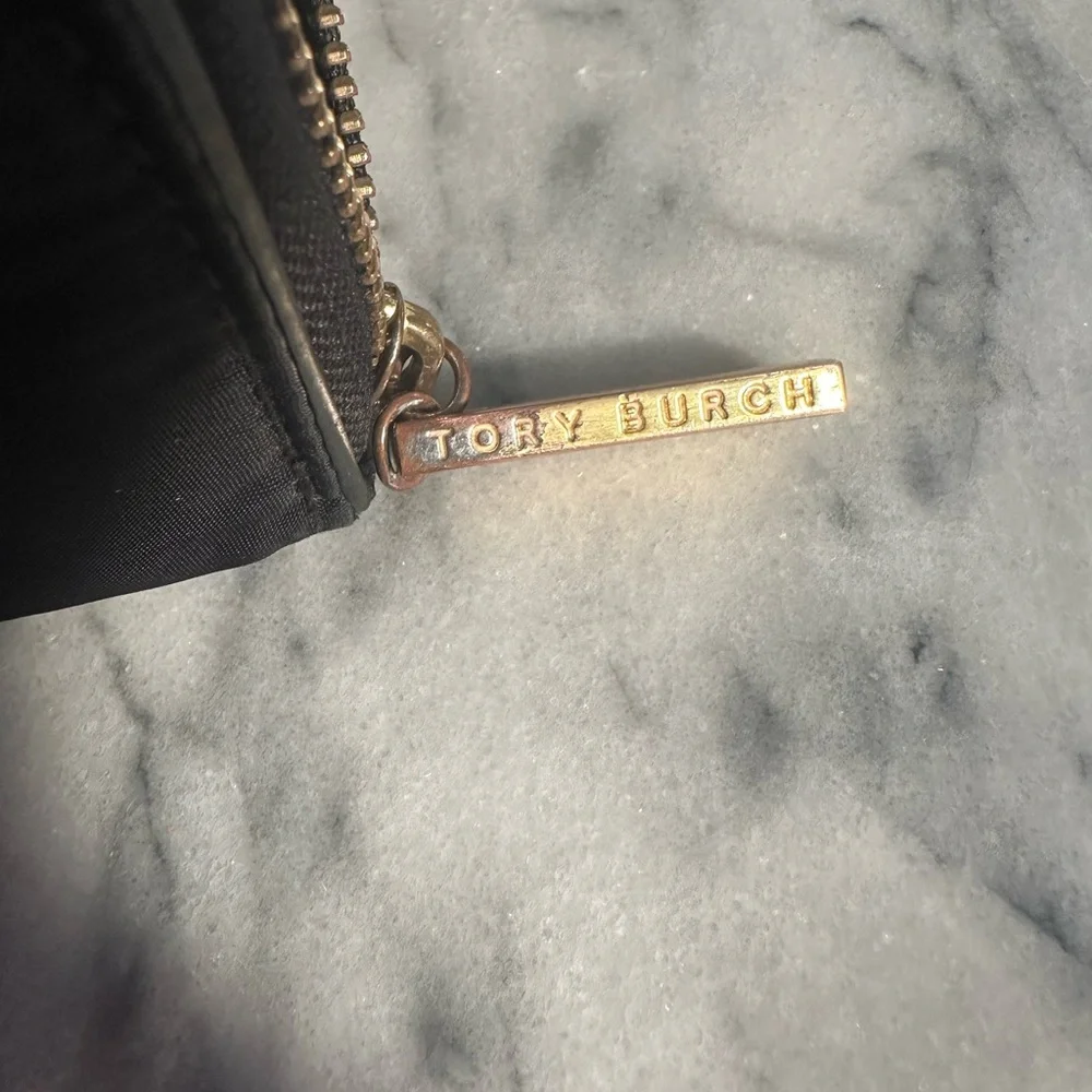 Tory Burch Black Zip around Wallet Nylon and all leather interior gold hardware - Picture 10 of 14